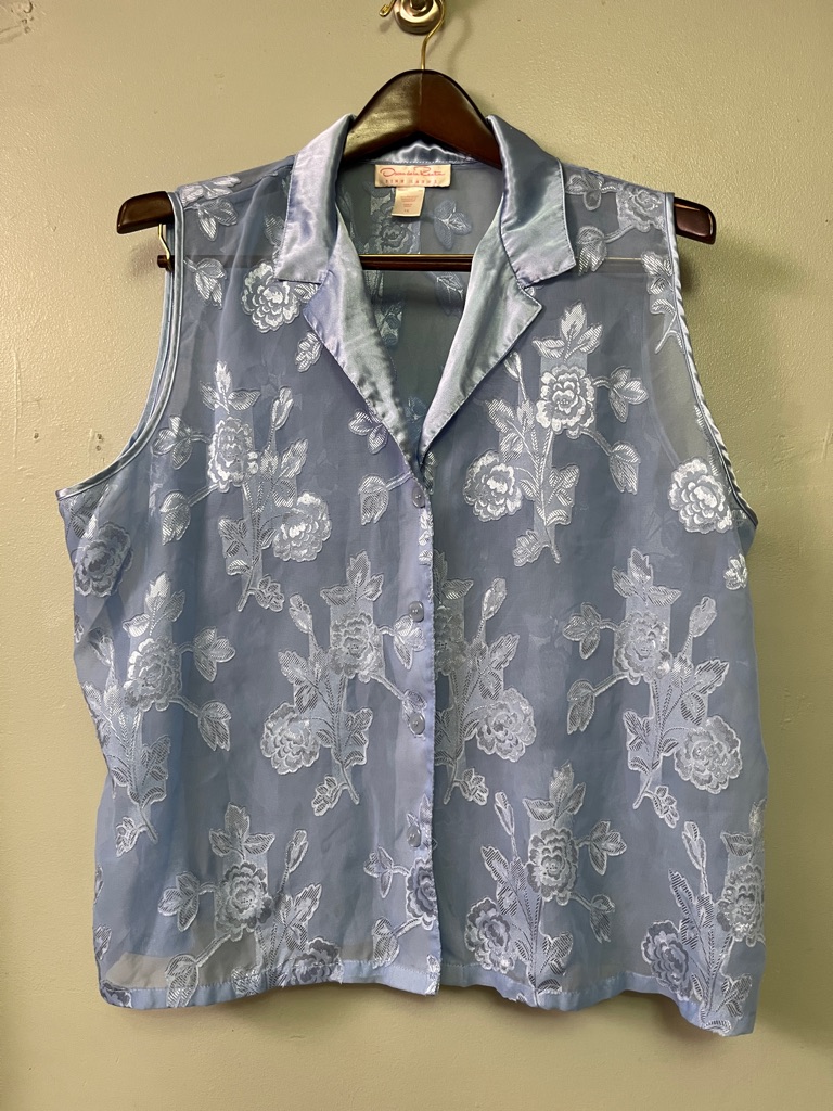 Oscar De La Renta Light Blue Sheer Sleeveless Floral Lace Button-Down Top